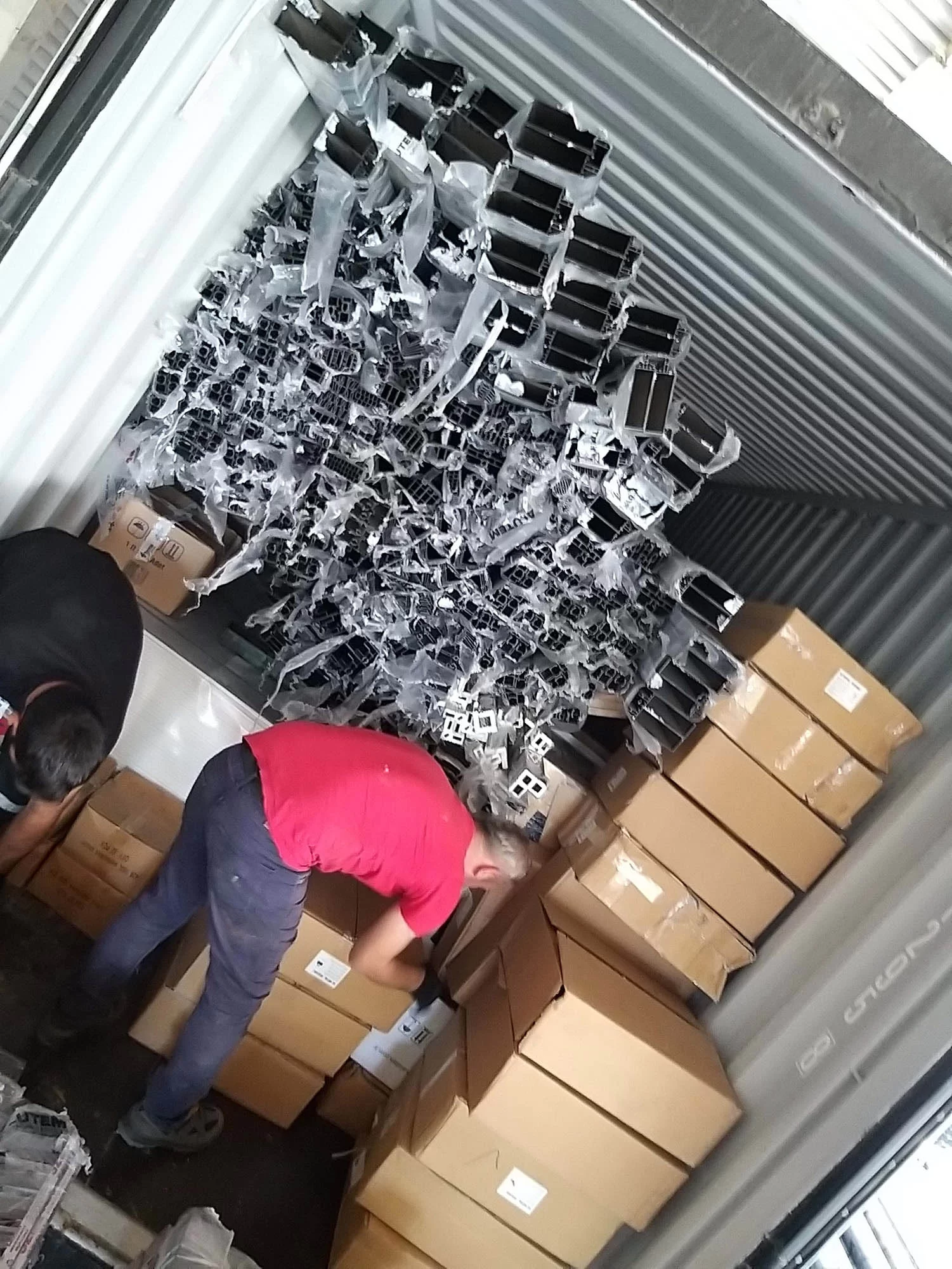 استيراد قطاعات المنيوم أبواب و نوافذ من تركيا - أنظمة و بروفيلات و إكسسوارات | مجموعة شركات قناطر